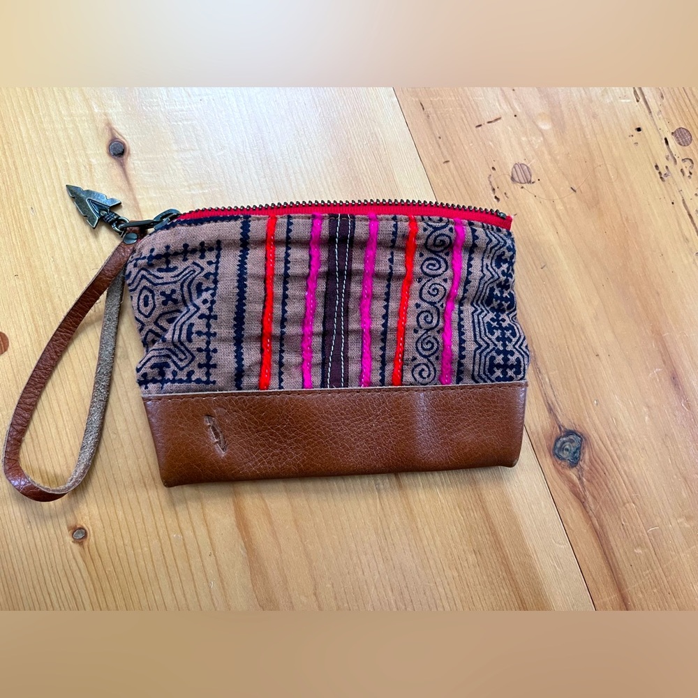 Super cute boho vibe wristlet